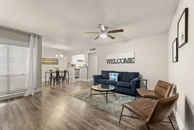 Image de Cozy Retreat Steps from At&T Stadium