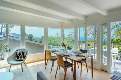 Image de 3904 Out of the Blue - Modern with Guest Suite