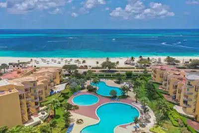 Image de Oceania 4 bed 3 bath ocean view. Beachfront luxury, stunning Eagle Beach views