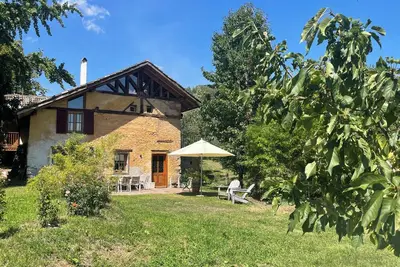 Image de Historic mill by the stream