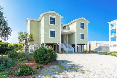 Image de Oceanfront Updated 5br Duplex. Dog friendly!