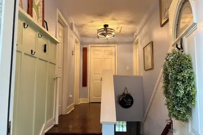 Image de Uga Tix available with booking! Cozy home near Athens, shops, stadium, etc.