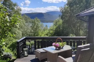 Image de Fjord Peace, Authentic Norwegian cabin life with modern comforts