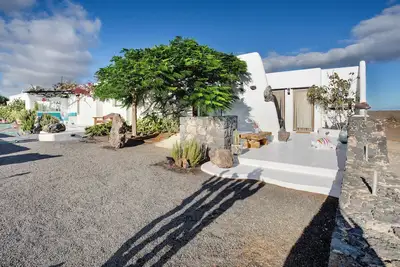 Image de Studio de vacances 'Apartamento La Higuera' avec vue sur la mer, Wi-Fi et climatisation