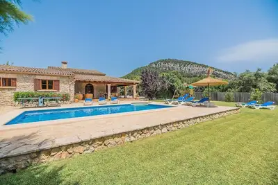 Image de Maison de campagne \"Can Mateu\" avec vue sur la montagne, Wi-Fi et climatisation