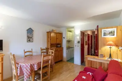 Agréable Studio pour 5 avec balcon exposé sud à La Mongie