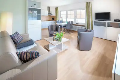 Image de Moderne und Trotzdem GemĂĽtliche Ferienwohnung Nahe am Nordstrand