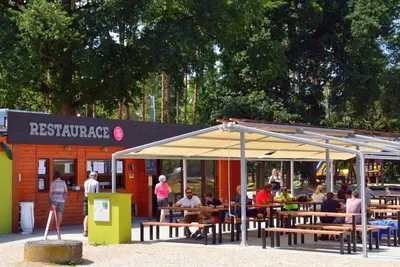 Image de Agréable appartement dans une maison de vacances avec Wifi, Tv, patio, animaux admis et parking