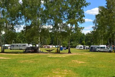 Image de Agréable appartement dans une maison de vacances avec Wifi, Tv, patio, animaux admis et parking
