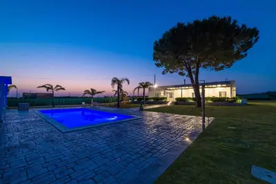 Image de Maison de vacances Menfi pour 1 - 8 personnes avec 3 chambres à coucher - Maison de vacances