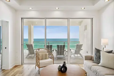 Image de High Pointe 44w: Gulf‑Front Luxury with Panoramic Views & Exclusive Amenities
