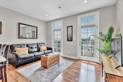 Image de Gorgeous River View - Downtown - Parking