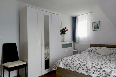 Image de Forget about your worries at this spacious peaceful stand-alone accommodation.