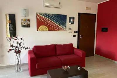 Image de Holiday Home. Cozy apartment in area outside Ztl, 10 min. from the center