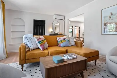 Vintage Ross - Lower Greenville