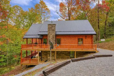 Image de Hall's Retreat at Trickle Creek Log Cabins
