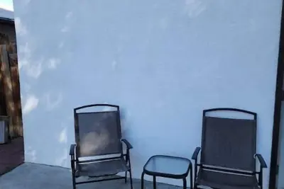 Image de 3 bedroom 2 bath. \n\n