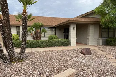 Image de Your Private 19th Hole With Golf Cart Included In Rental