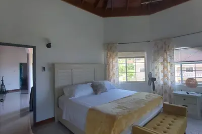 Image de Yellow Summer Luxury cozy villa in Drax Hall, St Ann with roof top lounge.