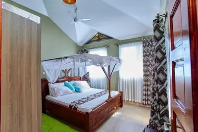 Image de Coastal Retreat. Spacious 3-bedroom villa Just 8 minutes stroll from the Beach.