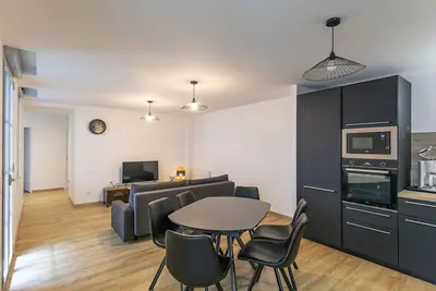 Image de Appartement Grand Confort, 4-8 Pers, Centre Cauterets, Balcon, 500m des Pistes