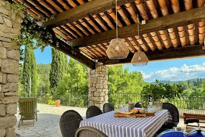 Image de 4 Bedroom Villa in the Provence, With Pool, Beautiful Views and Lots of Privacy