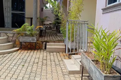 Image de Middleton Suites is surrounded by greenery in Mukono, a few kilometers from Jinja