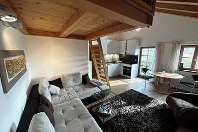 Image de wonderful apartment with connection to public transportation to Munich