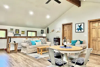 Image de Perfect Family Cabin Loft w/ Lake Access & Cove