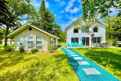 Image de Sunset Loons: Two Cabins for the Price of One on Red Sand Lake! Near Gull Lake!