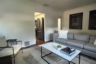 Image de Sophisticated 2 Bedroom in the heart of Midtown