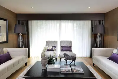 Image de 4 Bedroom Luxurious Townhouse In London