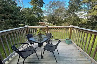 Secluded and close to beaches, downtown, and attractions