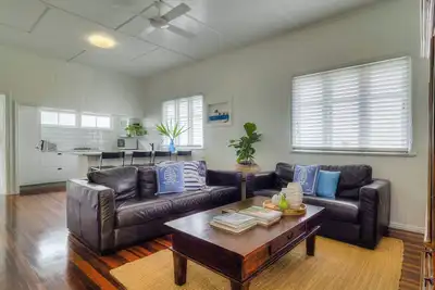 Image de Beautiful Traditional Queenslander House, Situated in the Heart of Hervey Bay