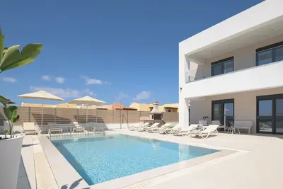 Image de Jako Villa, a few Meters Away From the Beach