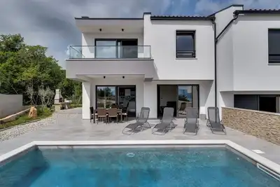 Image de Villa with pool, sea view, sandy beaches - Traveler Reiseburo Krk - Id 2398