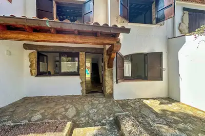 Image de Beautiful Mediterranean House 5 Minutes From the Beach