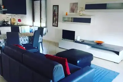 Image de Beautiful two-room apartment, bright is very spacious, with equipped terrace