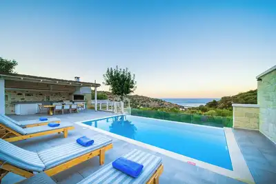 Image de Sea view Villa | 6br ★★★ 2 Private Pools