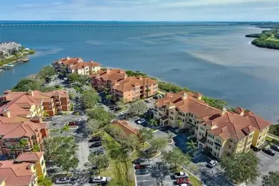 Image de Prestigious Grand Venezia Condo In Clearwater Florida. Resort Style Amenities