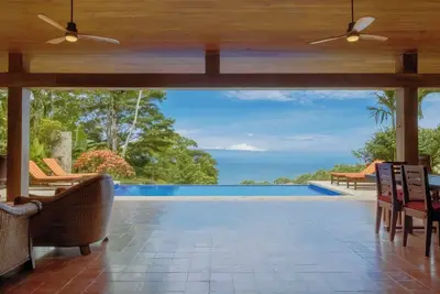 Image de Ocean view home in Dominical w/ pool & WiFi / 8p