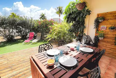 Image de Casa Hibiscus, plage et piscine, Baie Orientale