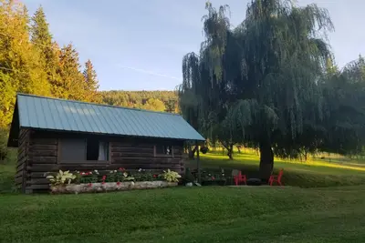 Image de Historic Log Cabin & with Rv space at White Lake with optional lakeside sauna