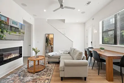 Image de Hidden Luxury Oasis in Downtown Dallas w/ Parking