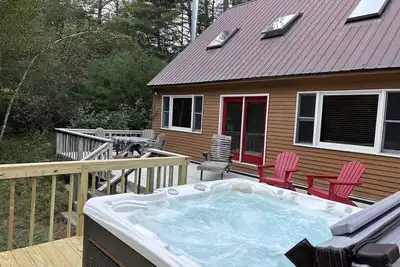 Image de All the comforts of home. 5 minutes to Sunday River! New hot tub. \n