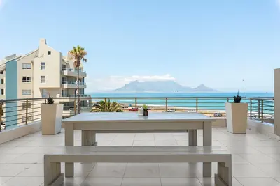 Image de Blouberg Beachfront 2 Bedroom 2 Bathroom Apartment With a Magnificent Views