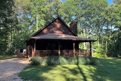 Image de Calm Water Cabin Lake Anna
