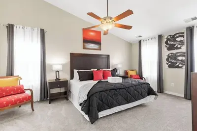 Image de Selma, 1520 Selma Lane