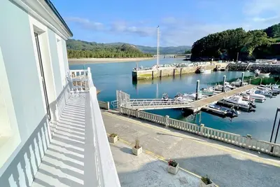 Image de The Cliffs - Barqueiro & Blue