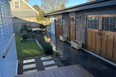 Image de Beautiful pet friendly accommodation in Mittagong's blue ribbon precinct